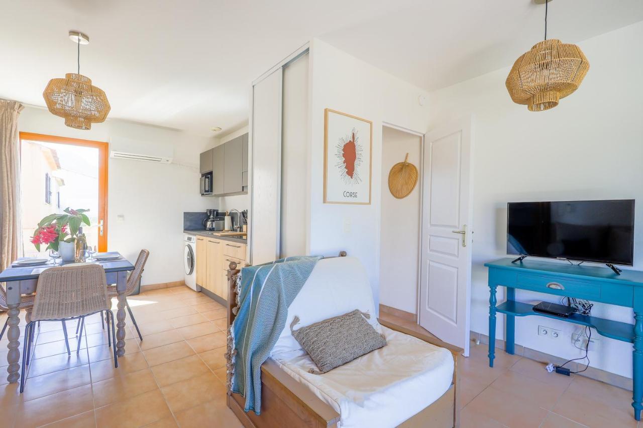 Capra Scorsa - Appt Vue Mer Et Piscine Partagee Belgodere  Exterior photo